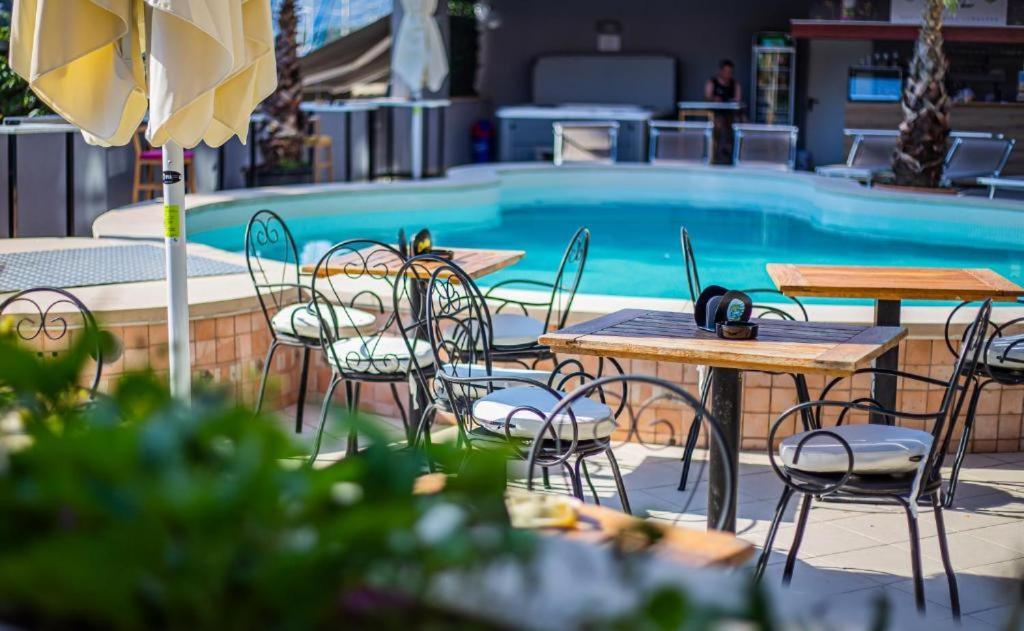 Hotel 룸바르다 외부 사진